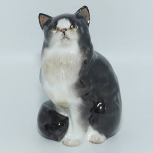 HN999 Royal Doulton Persian Cat | Black  White | Royal Doulton Animals