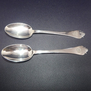 sterling-silver-pair-of-tea-spoons-rat-tail-design-sheffield-1935