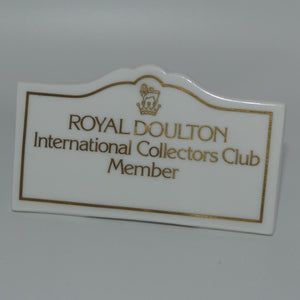 a-royal-doulton-figurine-international-collectors-club-member-display-plaque