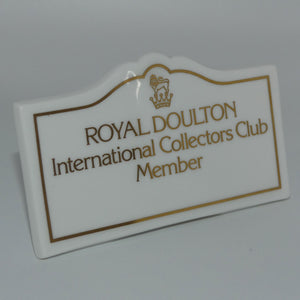 a-royal-doulton-figurine-international-collectors-club-member-display-plaque