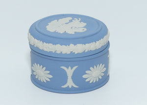 Wedgwood Jasper | White on Pale Blue | Aurora miniature trinket box