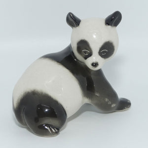 lomonosov-russia-baby-panda-figure-1