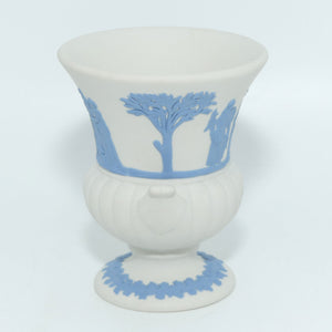 wedgwood-jasper-blue-on-white-campagna-vase-1