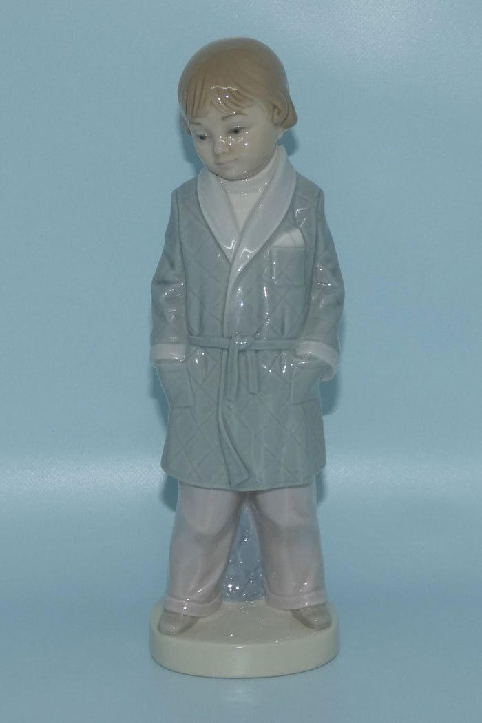 Lladro figure Boy with Robe #4900