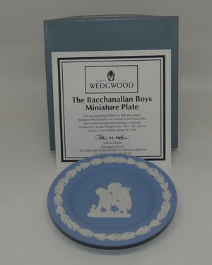 wedgwood-jasper-bacchanalian-boys-miniature-plate-3