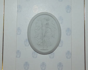 wedgwood-jasper-cameo-collectors-card-white-oval