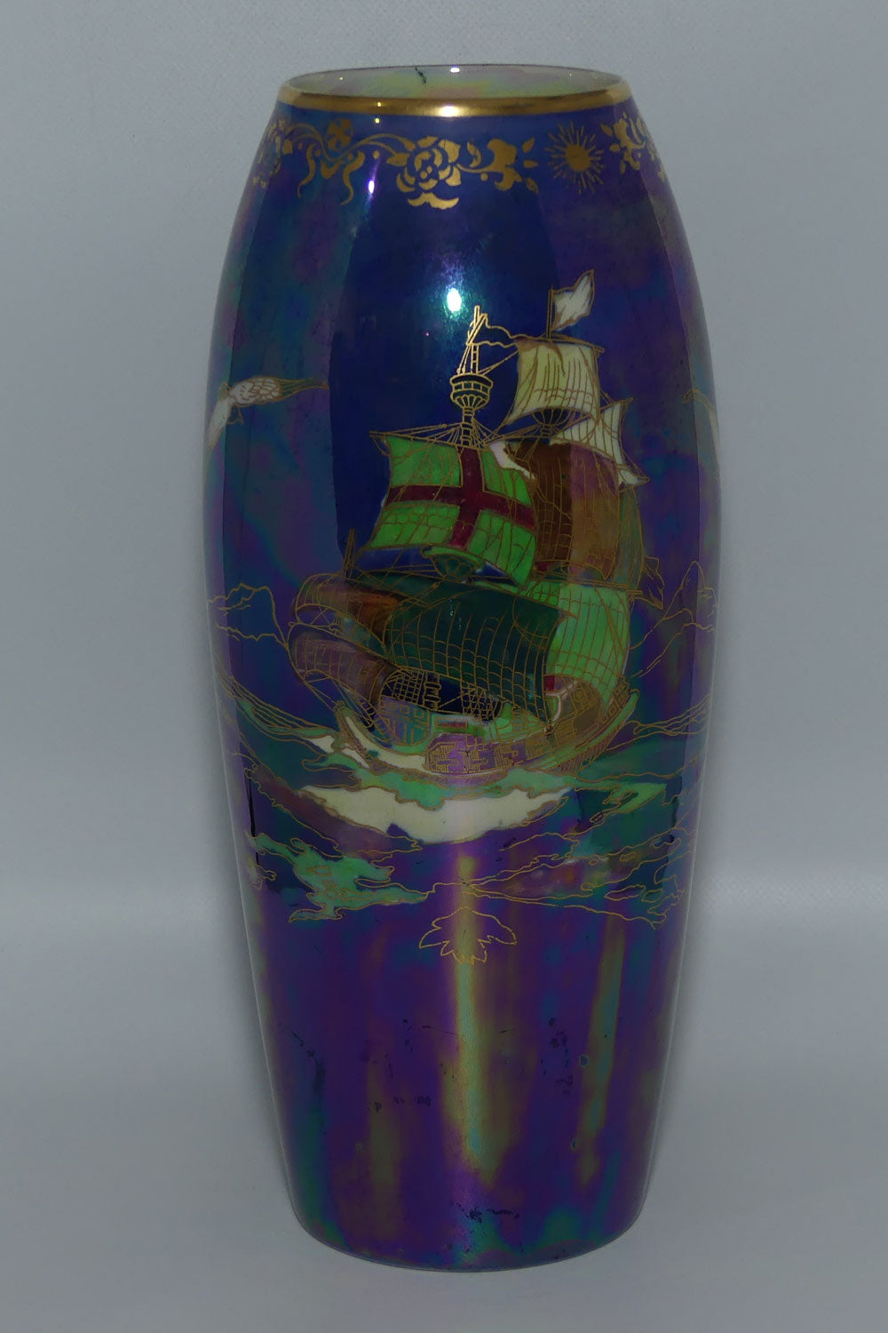 devon-lustrine-fieldings-galleon-vase