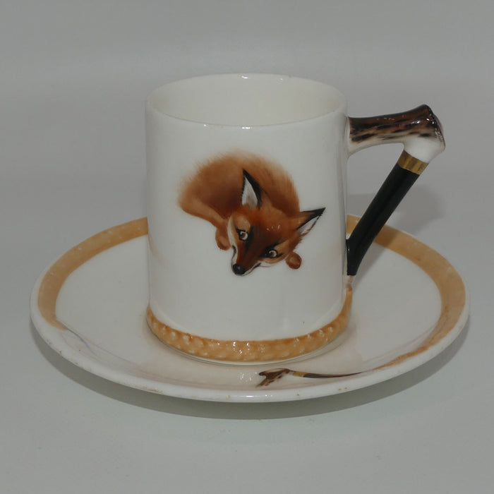 Royal Doulton Reynard the Fox coffee cup and saucer H4927 | Fox Lying | Handpainted H4927
