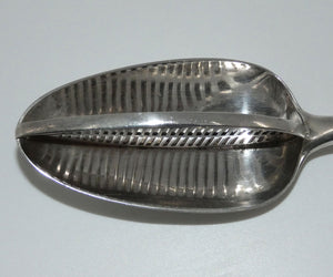 georgian-sterling-silver-gravy-spoon-london-1800-soloman-hougham