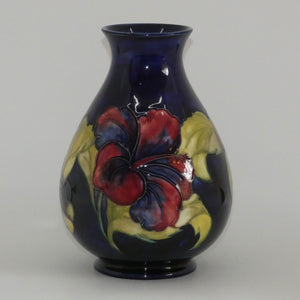 walter-moorcroft-hibiscus-blue-7-8-vase