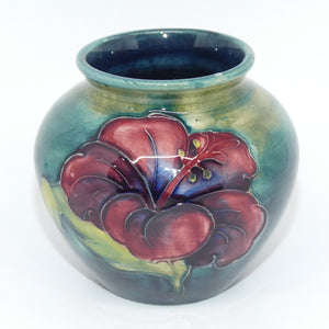 walter-moorcroft-hibiscus-miniature-m55-vase-green
