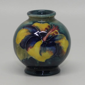 walter-moorcroft-hibiscus-miniature-vase
