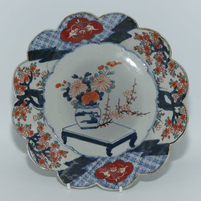 Japanese Imari hand painted cabinet plate c.1900 | Fluted Rim #2 | Red and Blue