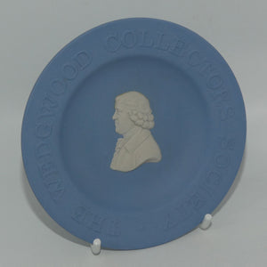 wedgwood-jasper-white-on-pale-blue-the-wedgwood-collectors-society-miniature-plate