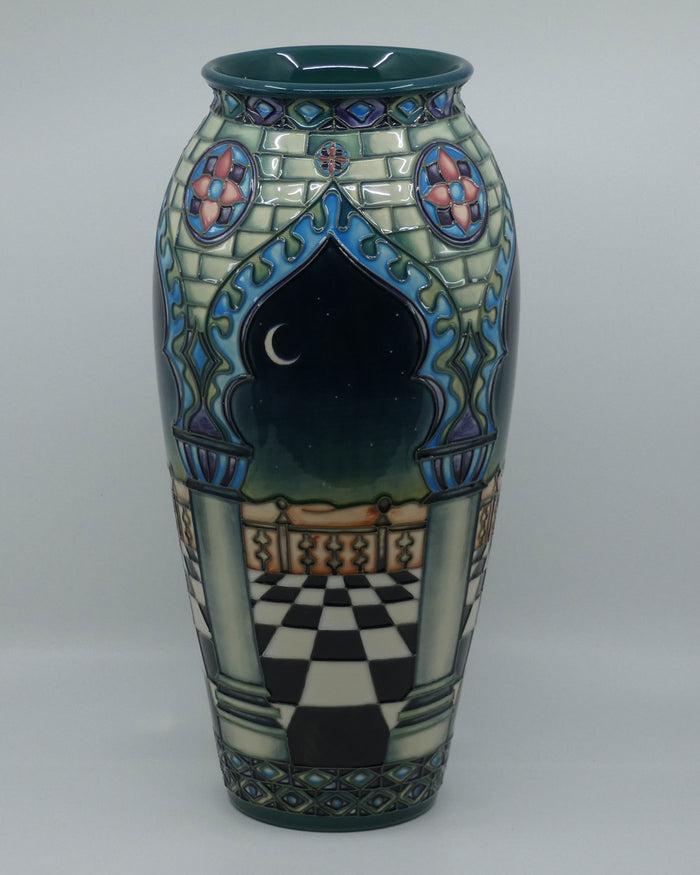Moorcroft Jumeirah 398/14 vase