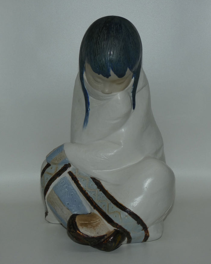 Lladro figure Eskimo Girl #01012008