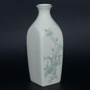 Royal Doulton Moonflower H5104 miniature bud vase