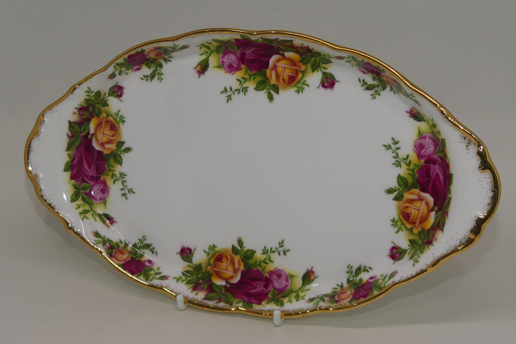 royal-albert-bone-china-england-old-country-roses-oval-tray-later-stamp