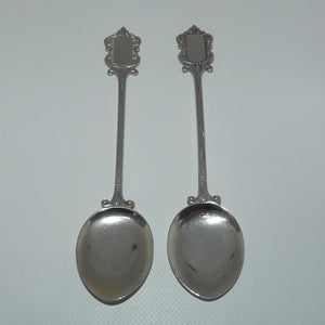 pair-of-sterling-silver-arts-and-crafts-teaspoons-28-grams-the-pair