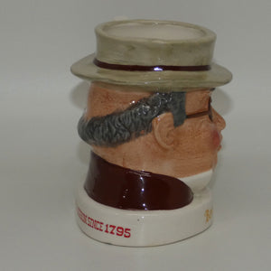 d-royal-doulton-small-character-jug-mr-pickwick-beam-whiskey-worlds-finest-bourbon