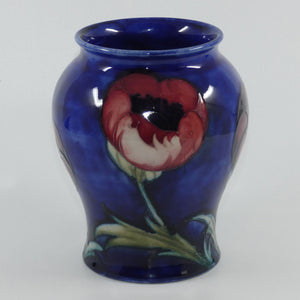 william-moorcroft-poppies-squat-bulbous-vase-large-poppies
