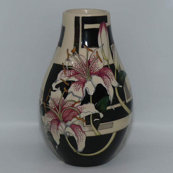 Moorcroft Stargazer Lily 117/9 vase | NE #16