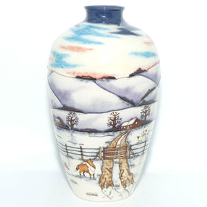 Moorcroft Pottery | Woodside Farm 25/9 vase | LE12/15